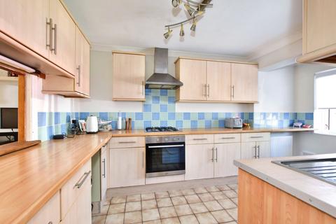 3 bedroom semi-detached house for sale, Greenbank Road, Watford, WD17