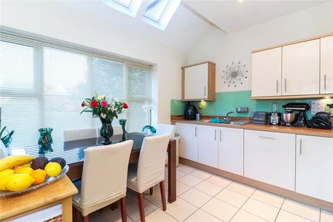 4 bedroom end of terrace house for sale, Burrow Close, Watford, WD17