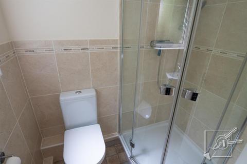 Silverdene Tanyard Hill, Shorne, Gravesend, DA12 3EN