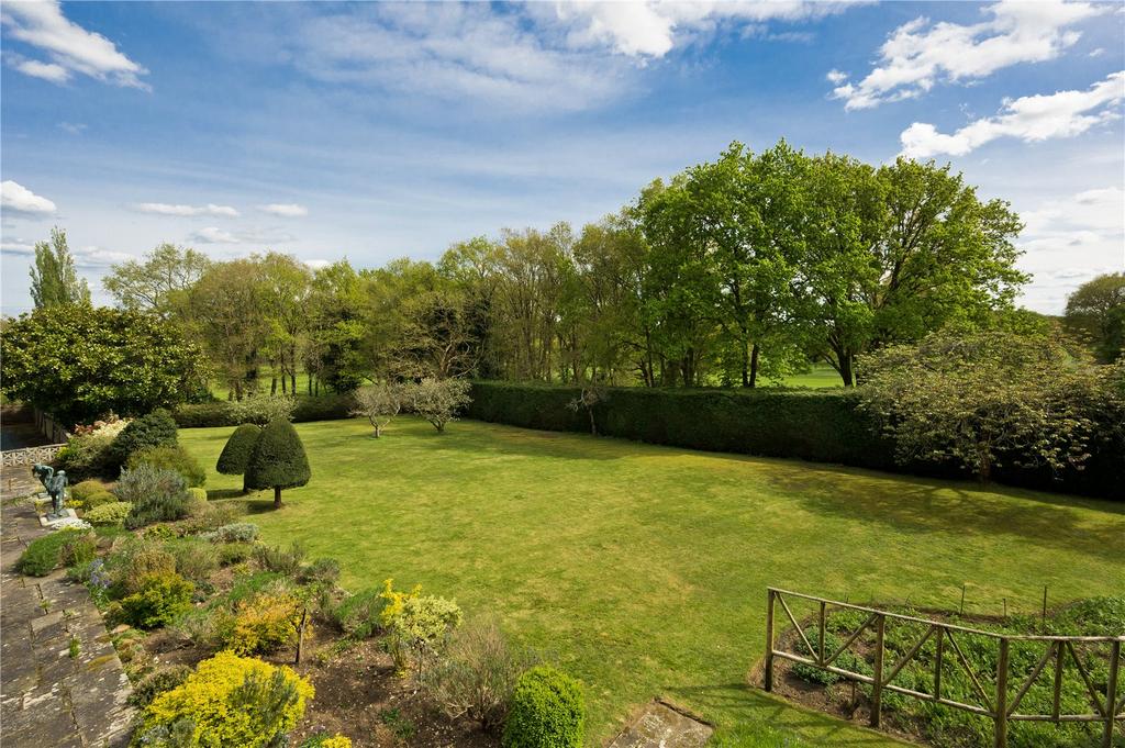 Rabbit Lane, Hersham... 7 bed detached house for sale £3,250,000