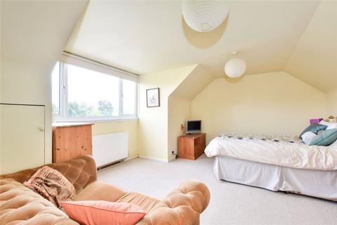 5 Lowson Grove, Watford, WD19 4BA