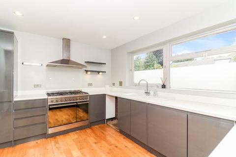 2a Birch Tree Walk, Watford, WD17 4SH