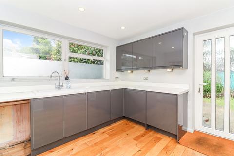 2a Birch Tree Walk, Watford, WD17 4SH