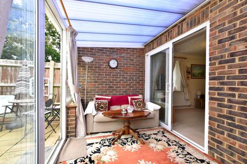 63 Furtherfield, Abbots Langley, WD5 0PN