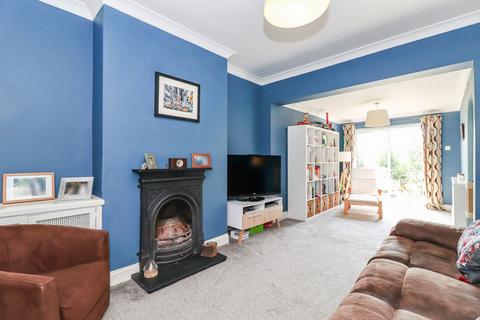 3 bedroom semi-detached house for sale, Gallows Hill, Kings Langley, WD4