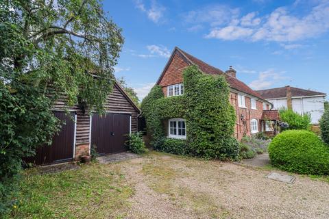 3 bedroom detached house for sale, Bucks Hill, Kings Langley, WD4