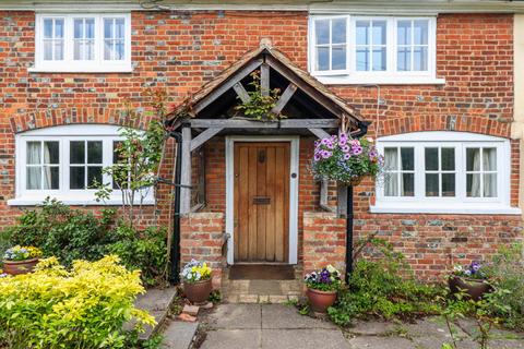 3 bedroom detached house for sale, Bucks Hill, Kings Langley, WD4