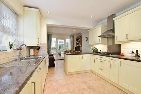 4 bedroom detached house for sale, Langley Hill, Kings Langley, WD4