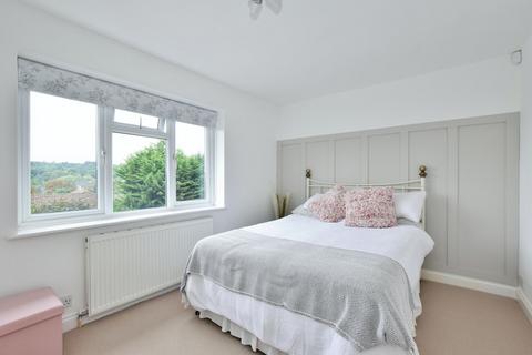 38 Fairway, Hemel Hempstead, HP3 9TP
