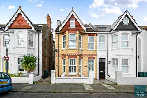 2 bedroom apartment for sale, Marine Avenue, Hove