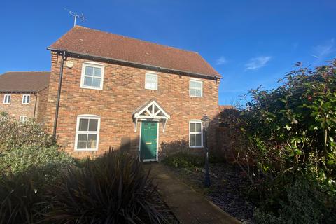 3 bedroom detached house to rent, Blue Field, Singleton, Ashford, TN23