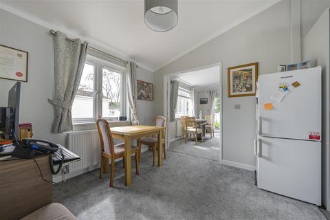 2 bedroom house for sale, Warfield Street, Warfield, Bracknell