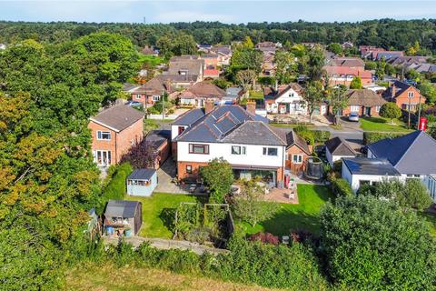 4 bedroom semi-detached house for sale, Brentmoor Road, West End, Woking, Surrey, GU24