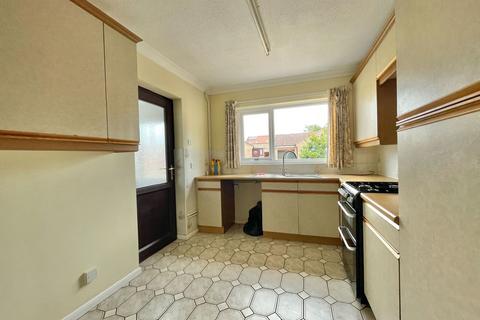 2 bedroom detached bungalow for sale, Causeway Gardens, March