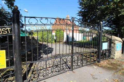 3 bedroom detached house to rent, Ostlers Lane, Stony Stratford, Milton Keynes, MK11 1AR