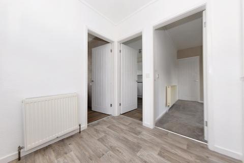 112 Cherry Tree Walk, East Ardsley, Wakefield, WF3 2AJ