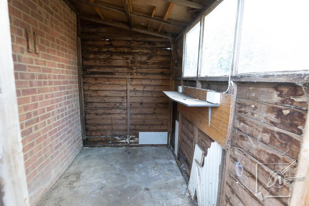 Lean-to