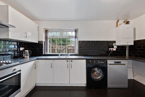 3 bedroom end of terrace house for sale, Spindle Gardens, Nottingham, NG6 7DG