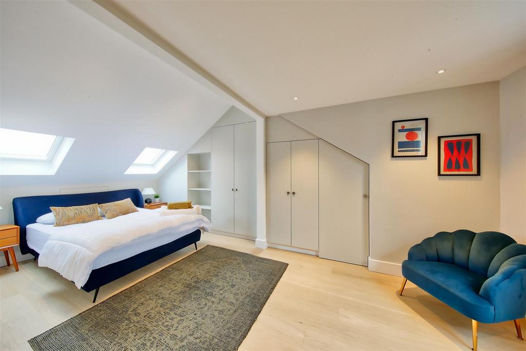 Bed-1.jpg