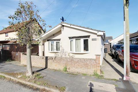 2 bedroom detached bungalow for sale, George Street, Mablethorpe LN12