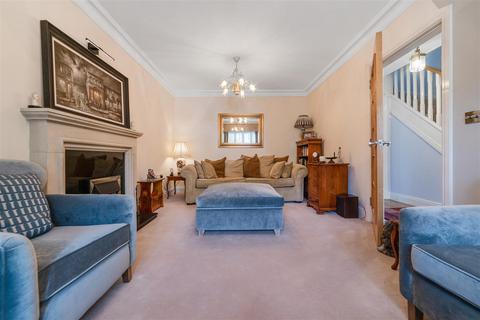 3 bedroom terraced house for sale, Highgrove Avenue, Ascot