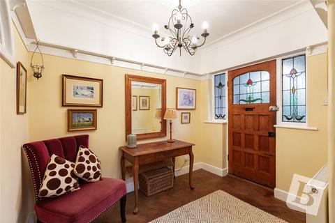 41 Repton Avenue, Romford, RM2 5LT
