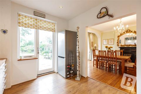 41 Repton Avenue, Romford, RM2 5LT