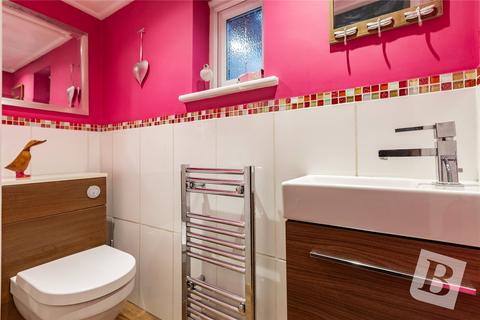 41 Repton Avenue, Romford, RM2 5LT