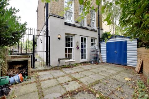 4 bedroom end of terrace house for sale, Feathers Place, Greenwich, London, SE10