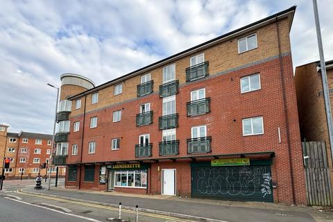 2 bedroom apartment to rent, Stretford Road, Hulme, Manchester, M15