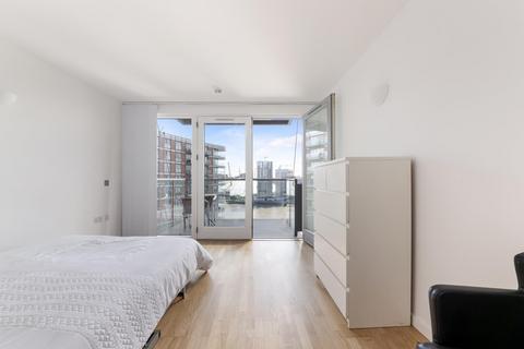 Studio for sale, New Providence Wharf, London, E14