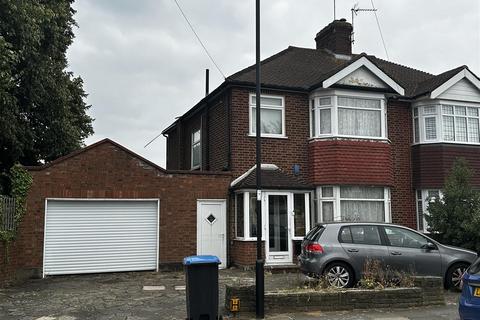 3 bedroom semi-detached house for sale, Delhi Road, Enfield