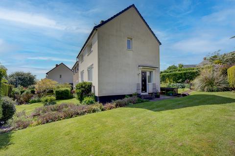 3 bedroom semi-detached house for sale, Centurion Way, Heddon-on-the-wall, Newcastle Upon Tyne, NE15