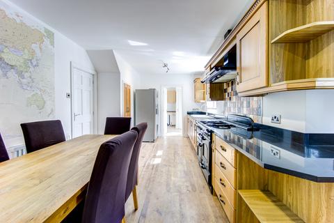 33 Aydon Gardens, Corbridge, NE45 5DX