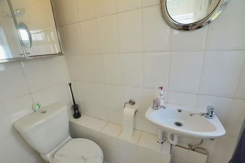 3 bedroom end of terrace house for sale, Aberdare CF44