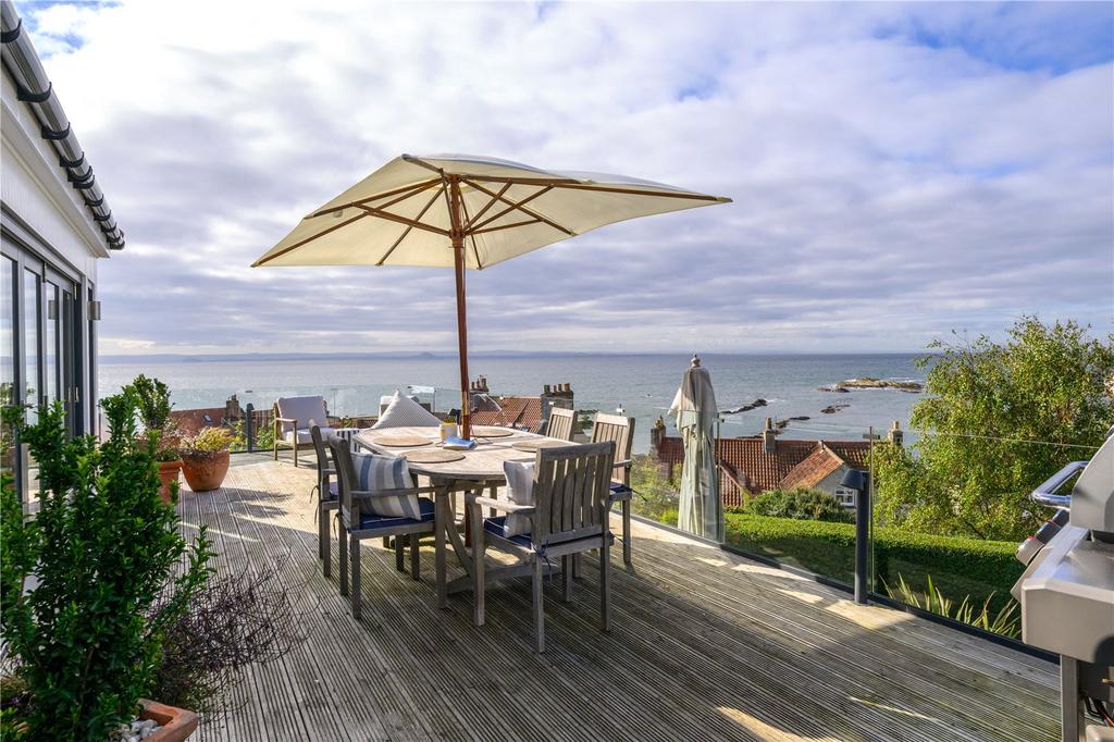 Outdoor Dining Area