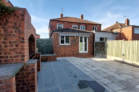 3 bedroom semi-detached house for sale, Aston Crescent, Bramley, Leeds, West Yorkshire, LS13