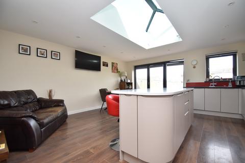 3 bedroom terraced house for sale, Bullamoor Close, Northallerton, DL6