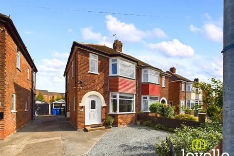 3 bedroom semi-detached house for sale, Golf Links Road, Kingston upon Hull HU6