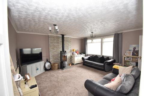 3 bedroom bungalow for sale, Harkness Drive, Leeming Bar, Northallerton, DL7