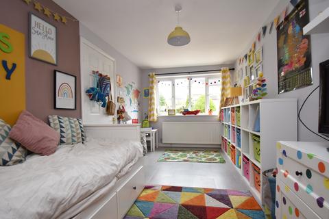 68 Crestbrooke, Northallerton, DL7 8YR