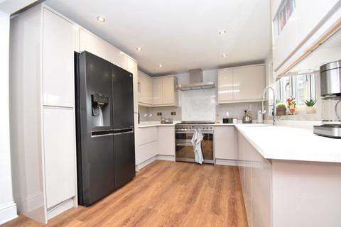 66 Crestbrooke, Northallerton, DL7 8YR