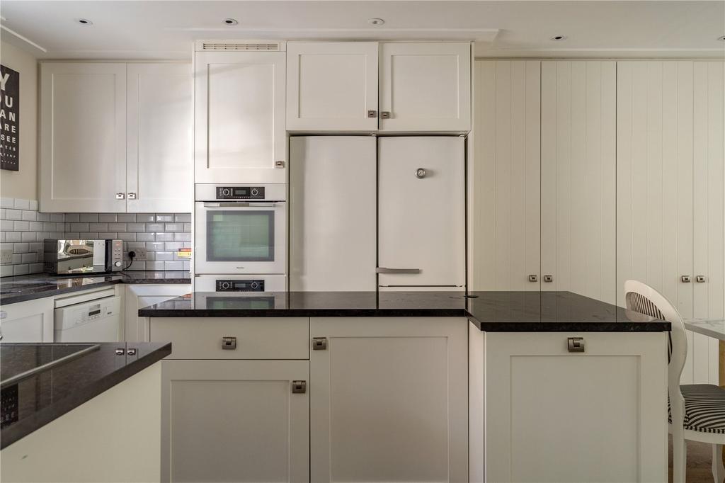 St Lukes Street, Chelsea, SW3 4 bed terraced house to rent £24,999