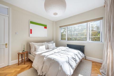 2 bedroom flat for sale, Mundania Court, Forest Hill Road, London, SE22
