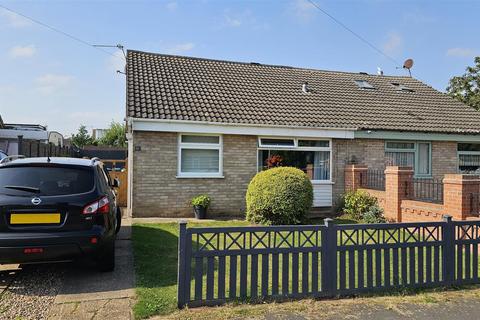 3 bedroom semi-detached house for sale, Smite Close, Whatton