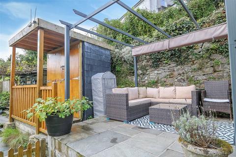 8 Mudges Terrace, Gunnislake, PL18 9LW