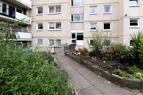 3 bedroom flat for sale, Queens Park Court, Willowbrae, Edinburgh, EH8