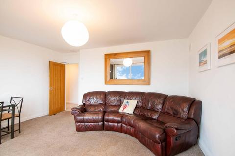 3 bedroom flat for sale, Queens Park Court, Willowbrae, Edinburgh, EH8