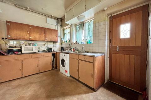 5 Kelsey Way, Beckenham, BR3 3LP