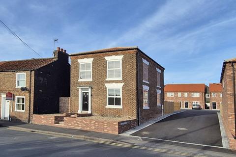 3 bedroom detached house for sale, Eastgate, Driffield, YO25 6LW